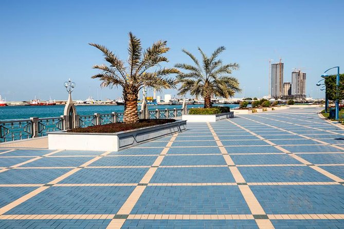 2-Day Abu Dhabi City Tour and Desert Safari with BBQ Dinner - Two days, two very different UAE experiences