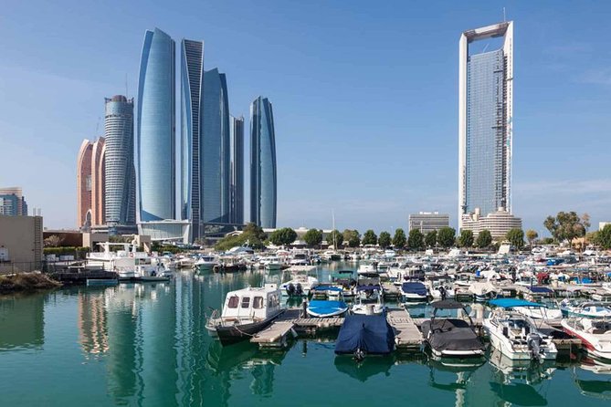 2-Day Abu Dhabi City Tour and Desert Safari with BBQ Dinner - Emirates Palace and the dates market