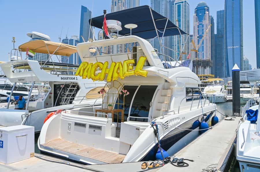 2 Hour Birthday Celebration on a Yacht in Dubai - Cake, decorations, music, and drinks