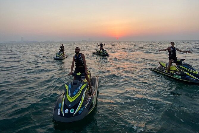 30mins Burj Al Arab Jetski Tour - A fast view of Dubai from Jumeirah