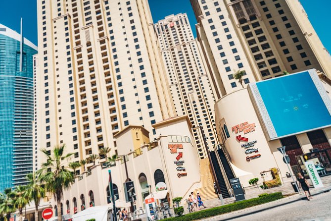 3d Blacklight Minigolf - Jbr / Marina Dubai - Booking and cancellation details worth noting