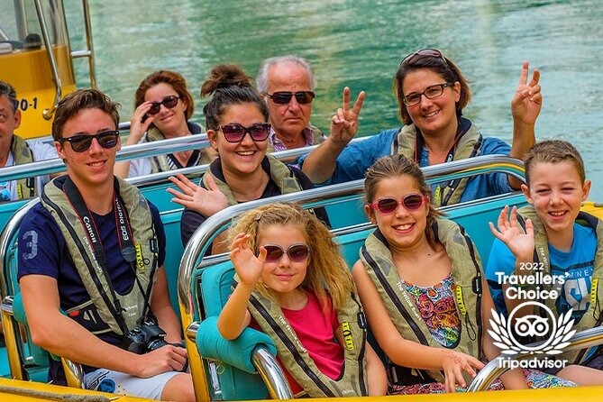 45-Minute Thrilling Speedboat Tour to Atlantis Hotel - Is $41.59 a fair price?