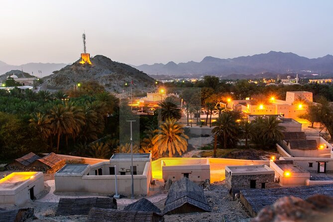 6 Emirates Tour from Dubai - Ras Al Khaimah adds palaces, desert roads, and wide views