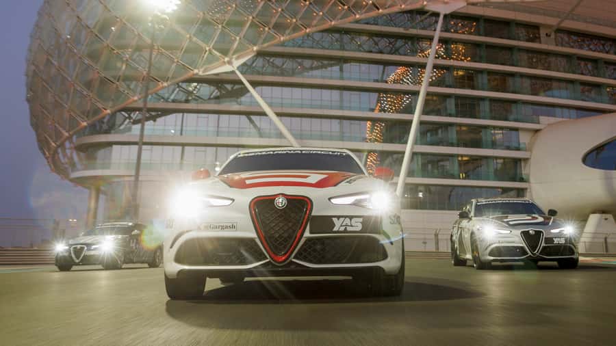 Abu Dhabi: Alfa Romeo Guilia Quadrifoglio Driving Experience - Active aerodynamics and the track-prepared setup