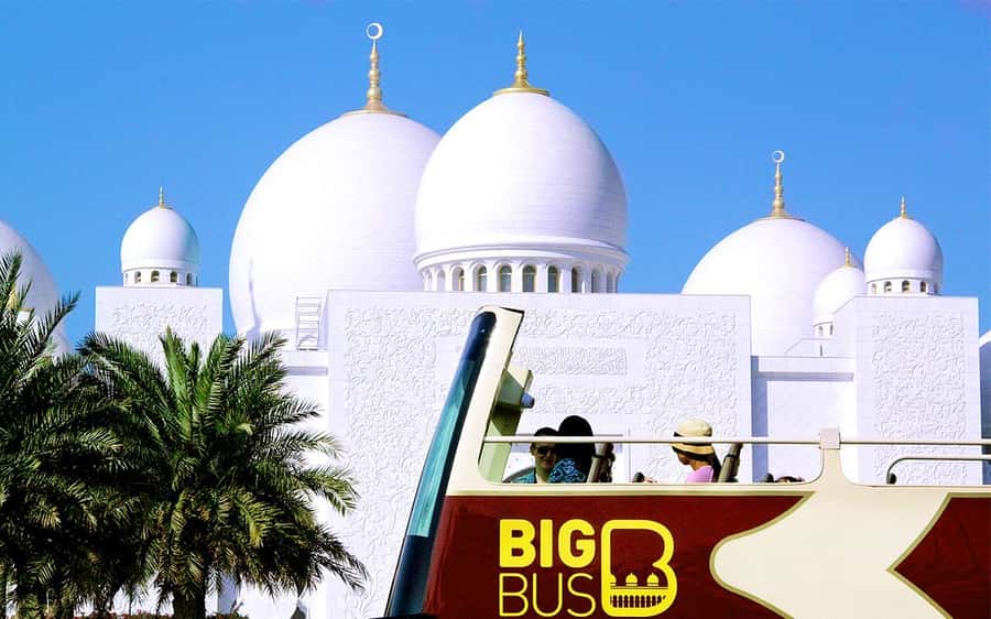 Abu Dhabi: Big Bus Hop-On Hop-Off Sightseeing Tour - Who should book this Abu Dhabi tour?