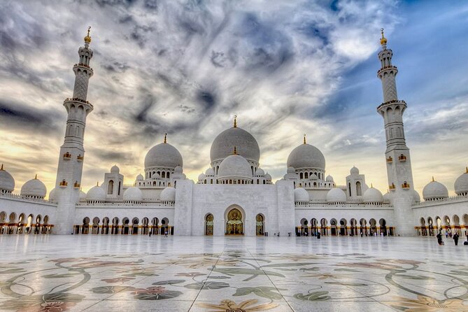 Abu Dhabi City, Sheikh Zayed Mosque & Ferrari World Tour with Transfers - Ferrari World: four hours of speed on Yas Island