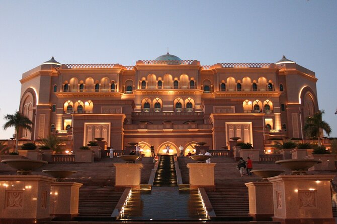 Abu Dhabi City, Sheikh Zayed Mosque & Ferrari World Tour with Transfers - Who will get the most from this tour?