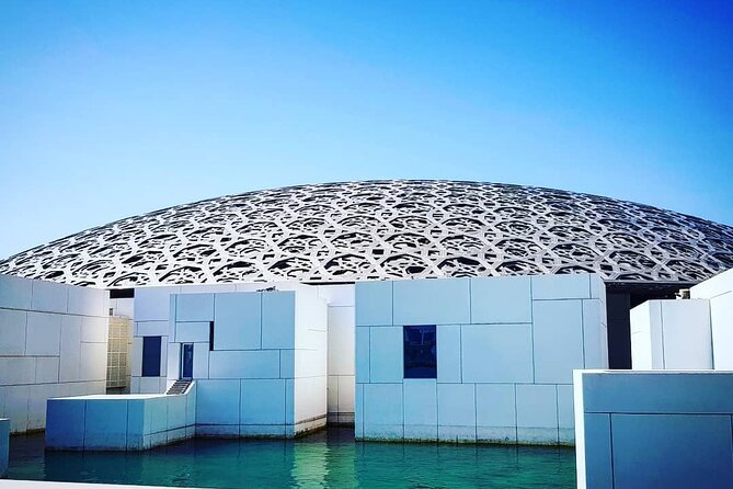 Abu Dhabi City Tour from Abu Dhabi - Ferrari World finishes with a Yas Island photo