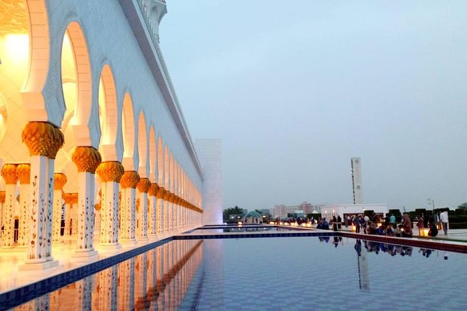Abu Dhabi City Tour from Dubai - Full-Day Tour - A quick look at Emirates Palace and Etihad Towers