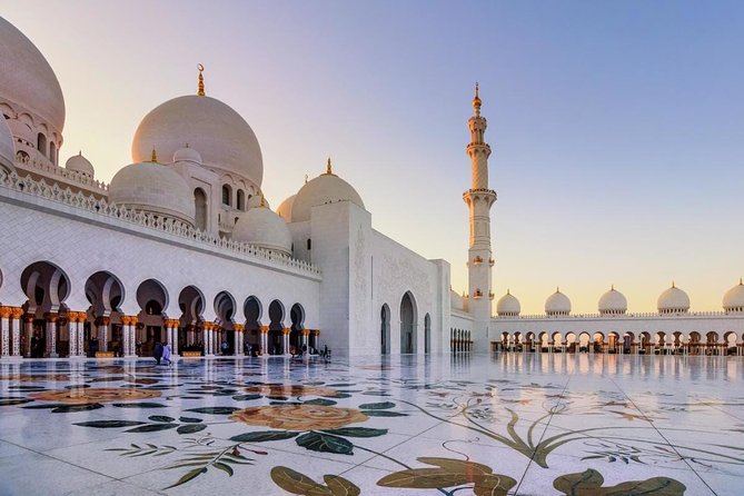 Abu Dhabi City Tour, Grand Mosque, Emirates Palace & The Louvre - Emirates Palace and the Abu Dhabi Corniche