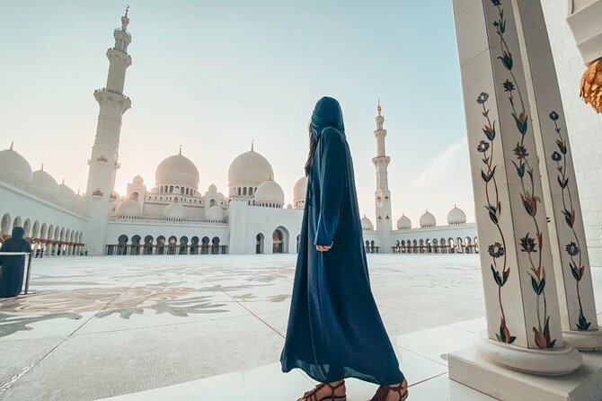 Abu Dhabi City Tour In a 4x4 Vehicle From Dubai - Why the Grand Mosque deserves the first look