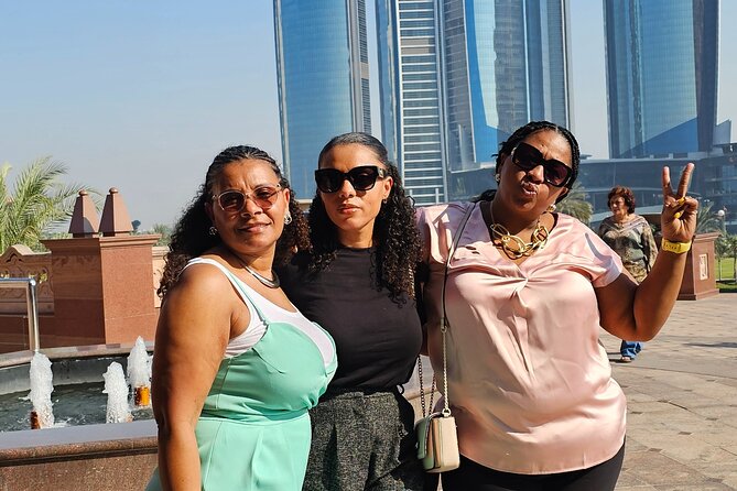 Abu Dhabi City Tour :Qasr Al Watan, Emirates Palace, Mosque - Miraj Museum and the limits of a short museum stop
