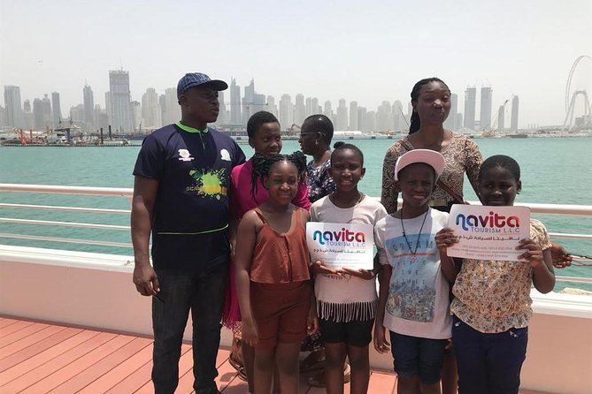 Abu Dhabi City Tour with Buffet Lunch - Presidential palace views and Etihad Towers