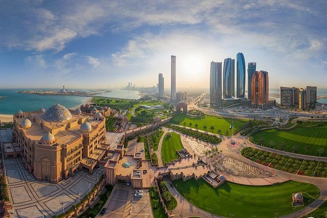 Abu Dhabi City Tour with Ferrari Park - From Dubai to Ferrari World on Yas Island