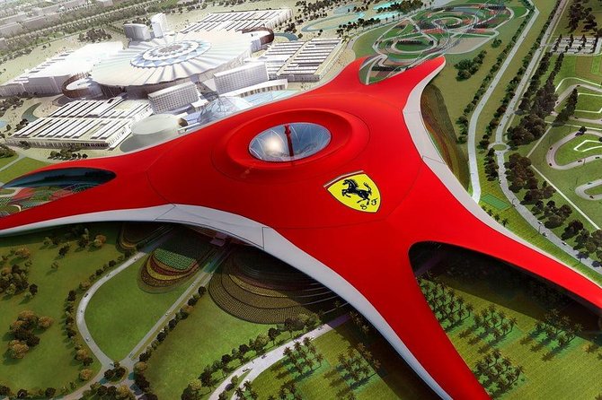 Abu Dhabi City Tour with Ferrari world Full Day - Sheikh Zayed Grand Mosque: the strongest cultural stop