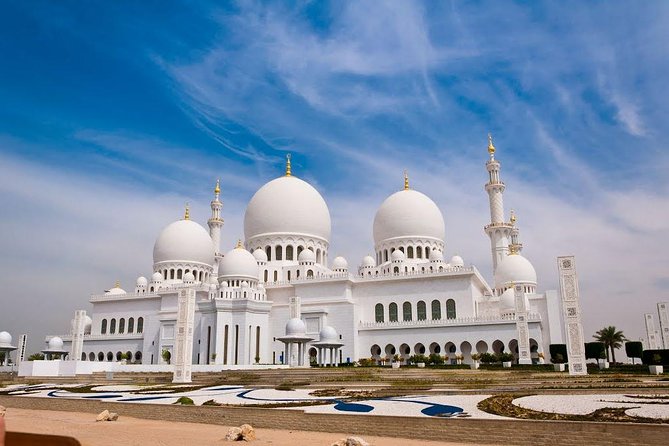 Abu Dhabi City Tour with Grand Mosque and Ferrari World from Dubai - Emirates Palace and the Abu Dhabi Corniche