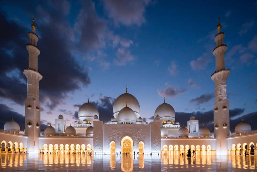Abu Dhabi City Tour with Qasr Al Watan - The guide can shape the whole day