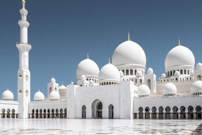 Abu Dhabi City Tour With Visit To Grand Mosque - Heritage Village and the date market