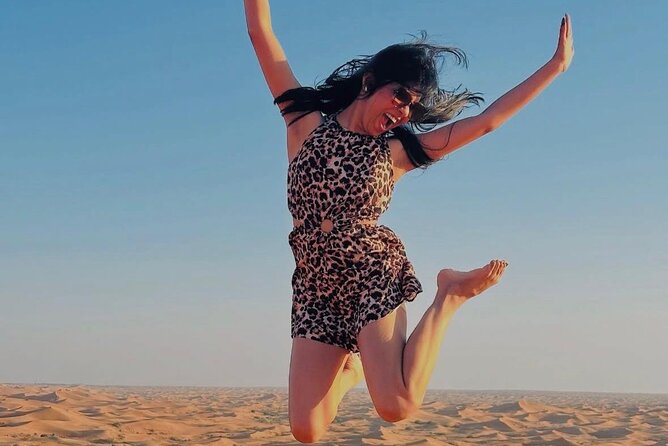 Abu Dhabi Desert Safari with Live Entertainment and Live BBQ - Belly dancing, fire shows, and Tanura performances