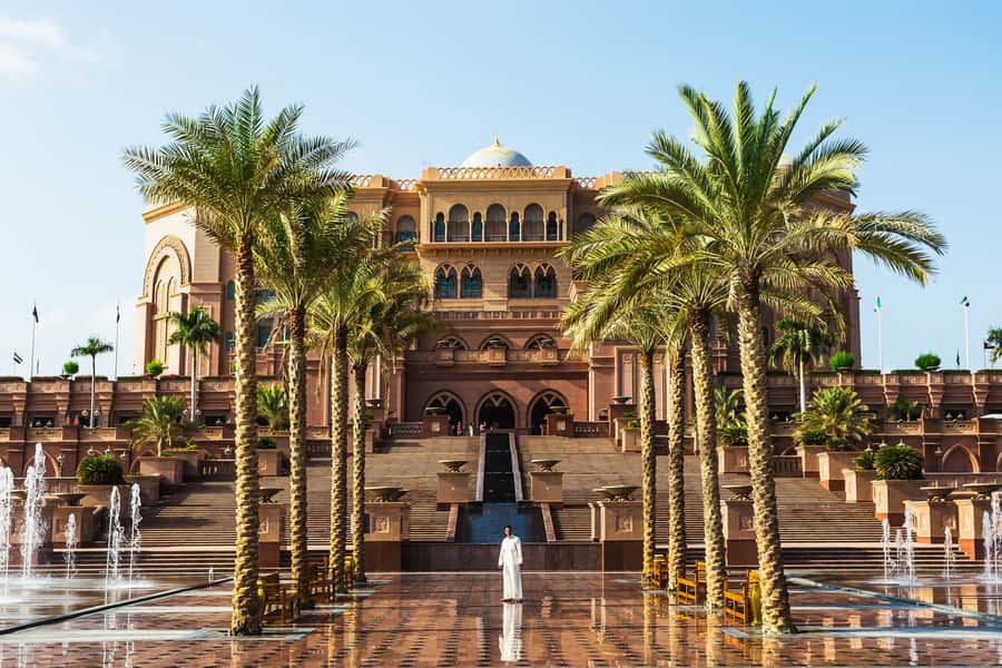 Abu Dhabi Full-Day Tour from Dubai - Spanish-Speaking Guide - From Financial Centre to the UAE capital