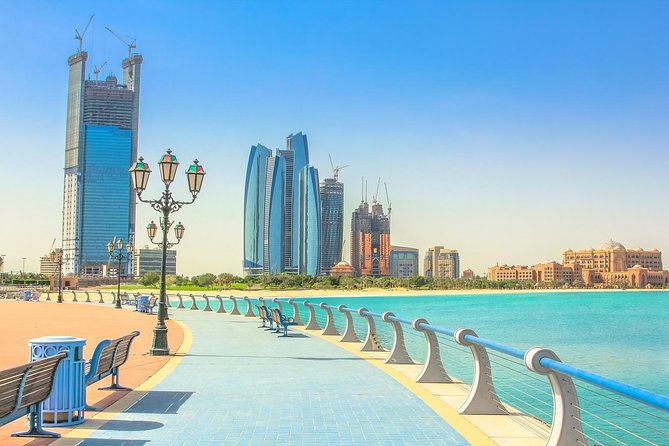 Abu Dhabi Full-Day Tour from Dubai with Lunch - Dates market: a short taste of local commerce
