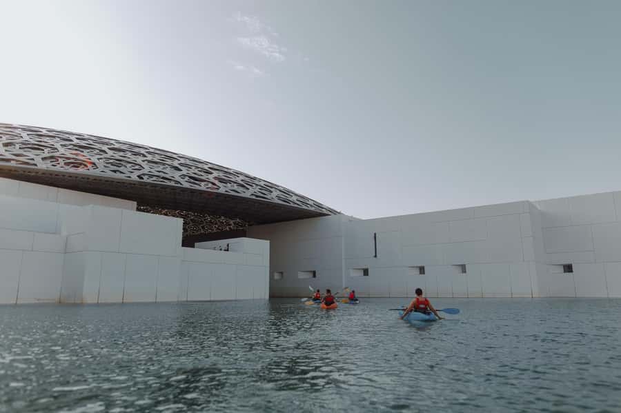 Abu Dhabi: Guided Kayak Tour around Louvre - What you see, and what you do not see