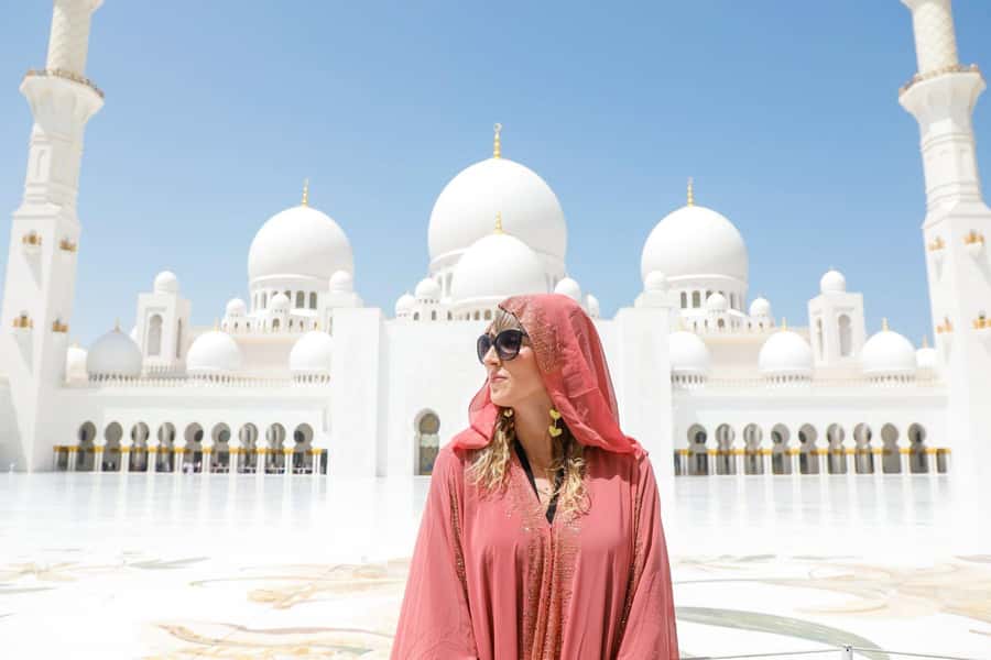 Abu Dhabi: Guided Walking Tour at Sheikh Zayed Grand Mosque - Learning about Islamic culture and Sheikh Zayed’s vision