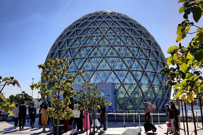Abu Dhabi Half Day City Tour Sharing Experience - Etihad Towers and the Corniche: see the city from the vehicle