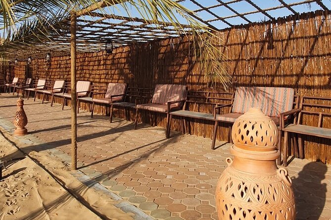 Abu Dhabi Half Day Desert Safari - Barbecue dinner and two evening shows
