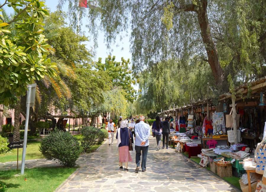 Abu Dhabi: Inside Heritage Village Walking Tour - Key things to know before you go