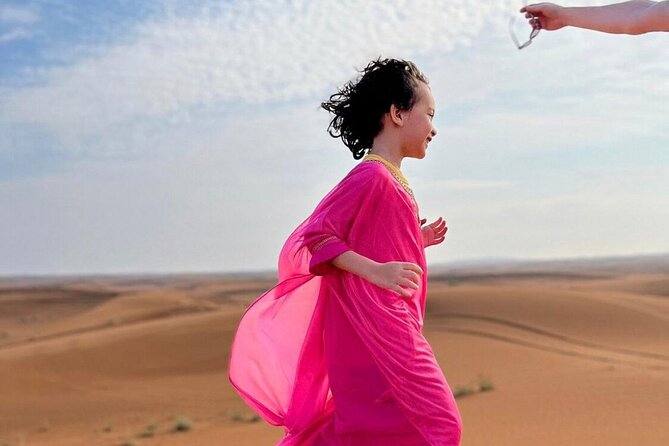 Abu Dhabi - Kids Friendly Morning Desert Safari - Sandboarding on the Al Khatim dunes