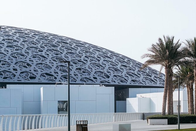Abu Dhabi Private City Tour From Dubai - Lunch and a pause at Marina Mall