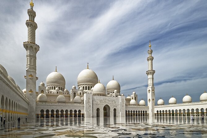 Abu Dhabi Private City Tour Full Day - Two hours at Sheikh Zayed Grand Mosque