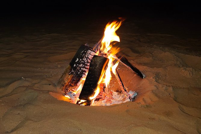 Abu Dhabi Private Desert Camping With BBQ Dinner - Why an overnight desert camp feels different