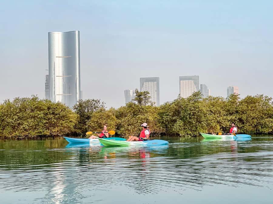 Abu Dhabi: Reem Central Park 2-hour Guided Kayak Tour - Key points to know