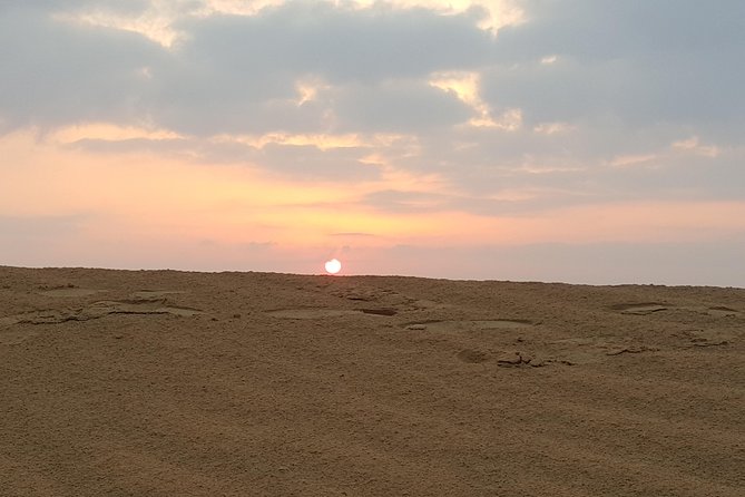 Abu Dhabi: Sunrise Desert Safari Experience - Dune bashing in a 4x4