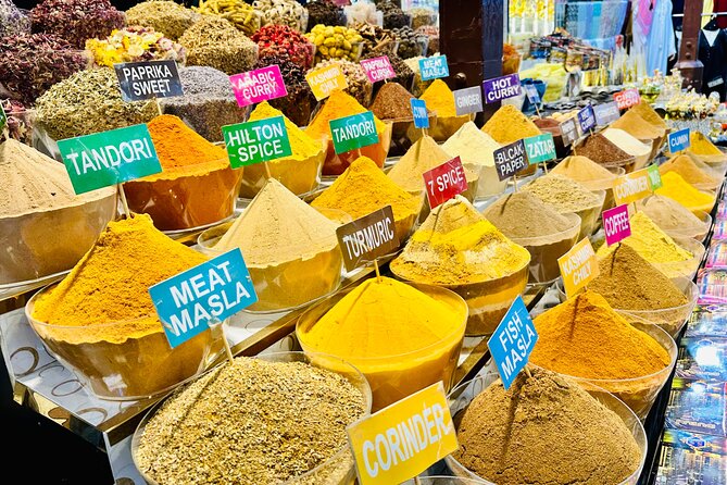 Authentic Old Dubai, Souks, Tastings & local boat Guided Tour - Gold Souk and the final thirty minutes