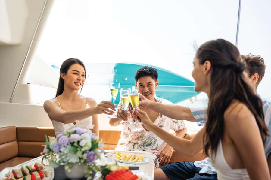 Burj Al Arab: 2-Hour Yacht Tour with BBQ Dinner - Boarding, decks, and the first hour