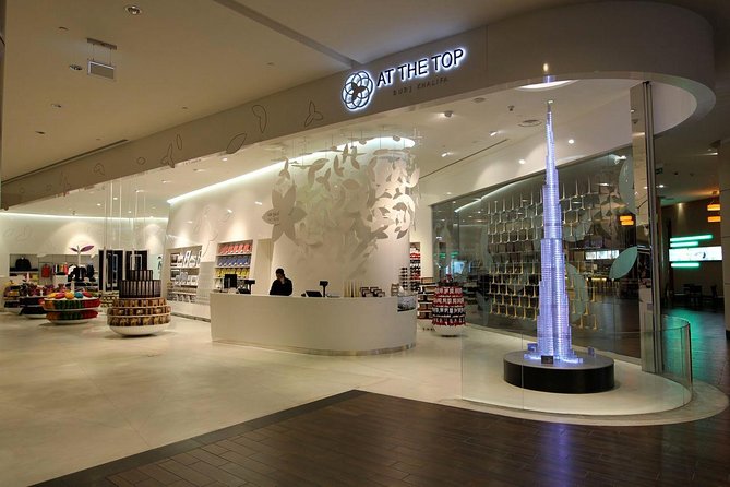 Burj Khalifa At the Top & Dubai Aquarium Combo Entrance Tickets - Best ways to make the visit easier