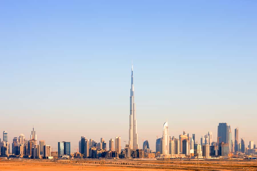Burj Khalifa VIP Lunch – Michelin Dining & Porsche Transfer - Hotel pickup in a Porsche Cayenne or Panamera