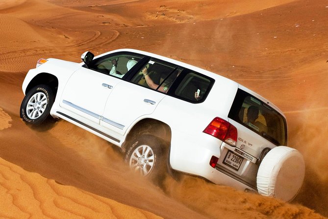 Combo Dubai City Tour and 4X4 Desert Safari with Dinner - Palm Jumeirah, Atlantis, and Sheikh Zayed Road