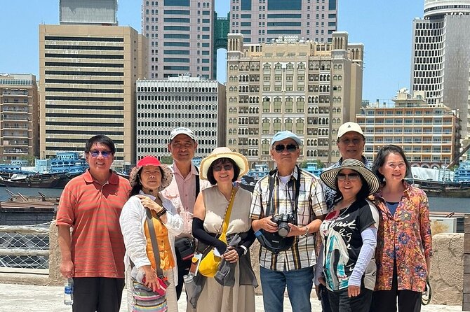 Customized Dubai/Abu Dhabi Private Tour - Burj Khalifa and the limits of a 45-minute stop