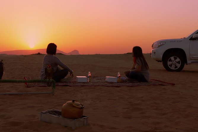 Desert Safari with Entertainment & BBQ Dinner-Heritage Camp - Belly dancing, thanoura, and fire