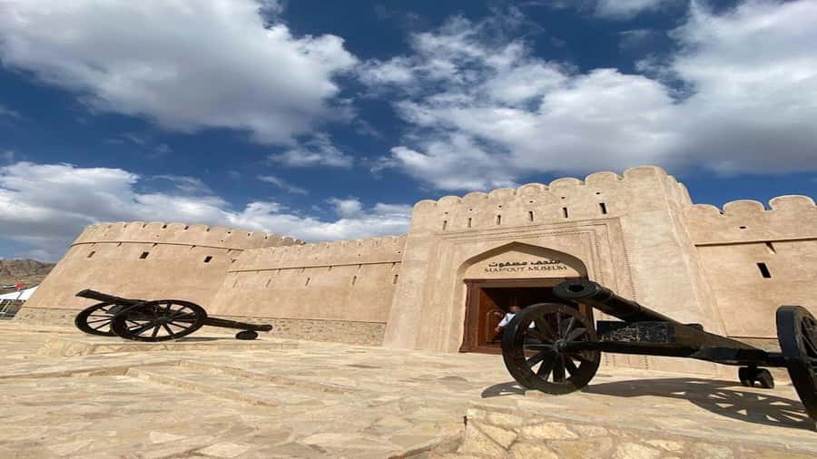 Discover Hatta Hidden Gem Private Tour with Kayaking & Honey - Inside the Honey Bee Garden