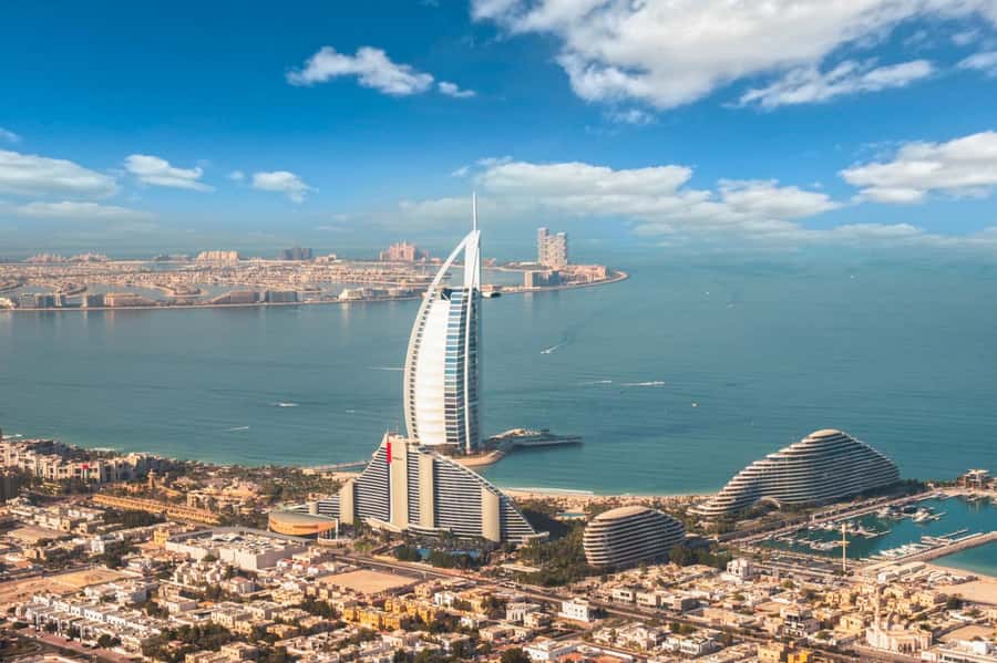 Dubai: 17-Minute Helicopter Tour over Palm Jumeirah - Burj Khalifa and the inland skyline
