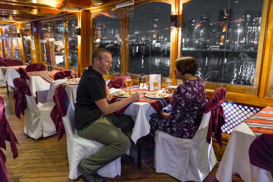 Dubai: 2-Hour Evening Dhow Cruise and Dinner - Music and entertainment can change the mood
