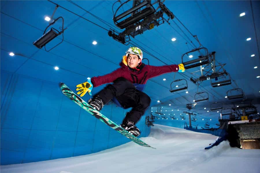 Dubai: 2-Hour or Full-Day Slope Session at Ski Dubai - Chairlift, tow lift, and time between runs