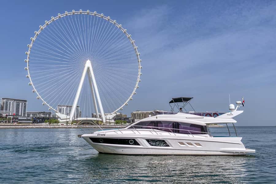 Dubai: 2-Hour Private Yacht Cruise around Burj Al-Arab - Meeting near Dubai Marina Mall and Pier 7