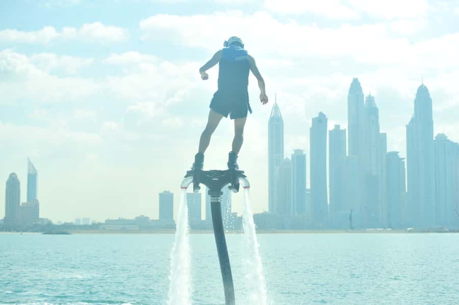 Dubai: 30-Min Flyboard Beginner Session at The Palm Jumeirah - Timing, weather, and practical planning