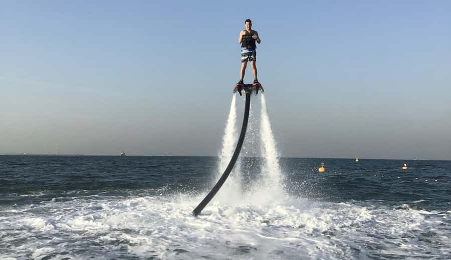 Dubai: 30-Min Flyboard with Burj Al Arab View & Soft Drink - What flyboarding in Dubai actually feels like